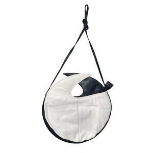 Vintage Brio! Color block White and Navy Dark Blue Circle Leather Bag